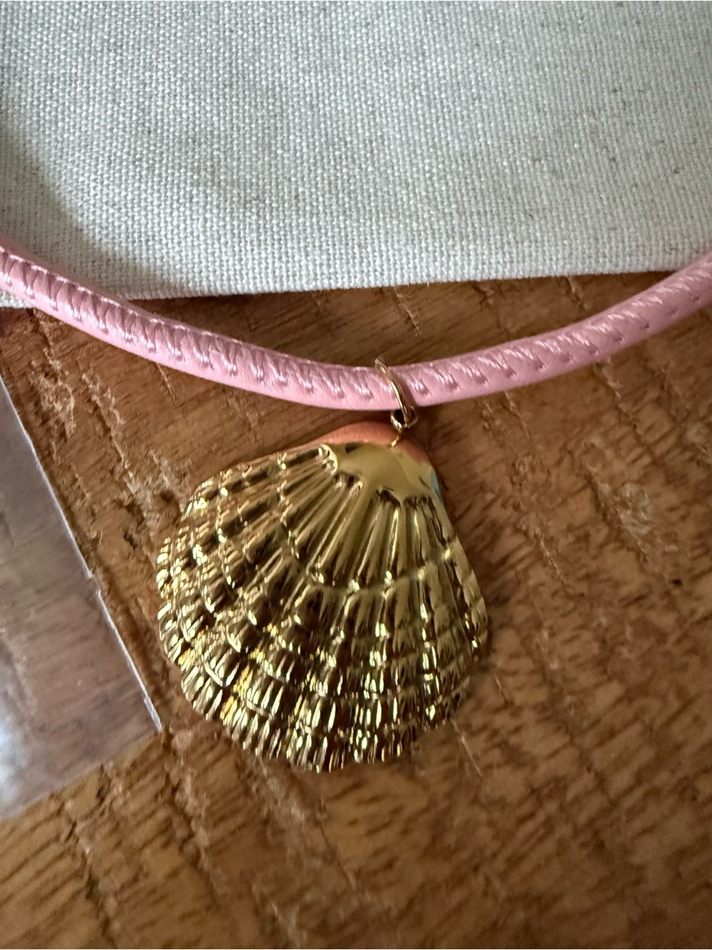 Mayamar pink cord with 24kt plated shell